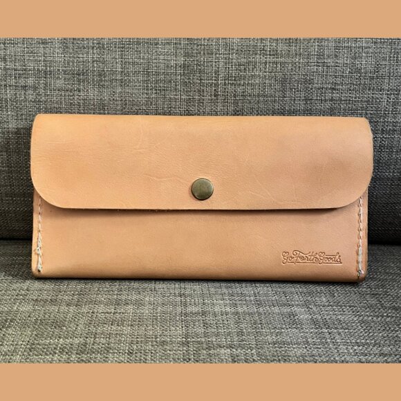 Go Forth Goods Handbags - Pre-loved Go Forth Goods Marie wallet in natural veg tan